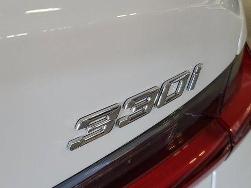 2026 BMW 330 i NA