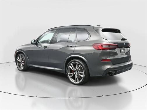 2023 BMW X5 M50i