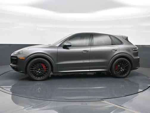 2021 Porsche Cayenne GTS