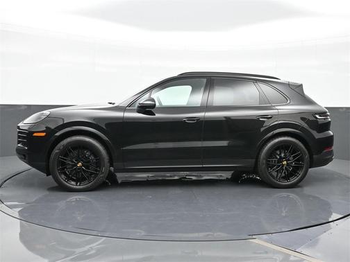 2024 Porsche Cayenne Base