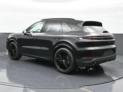 2024 Porsche Cayenne Base