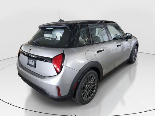 2026 MINI Hardtop Cooper