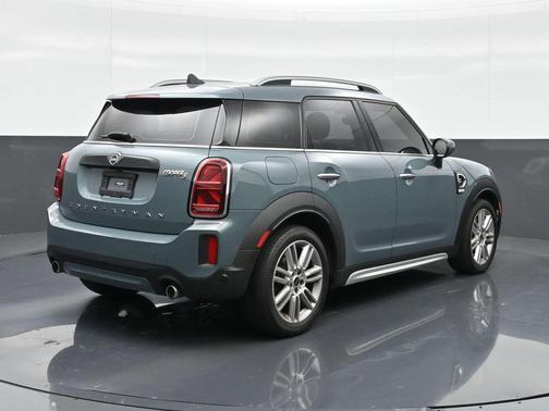 Sage Green Metallic 2023 MINI Countryman Cooper S