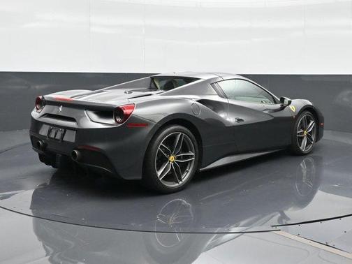 2018 Ferrari 488 Spider Base