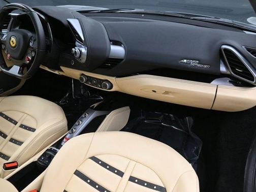 2018 Ferrari 488 Spider Base