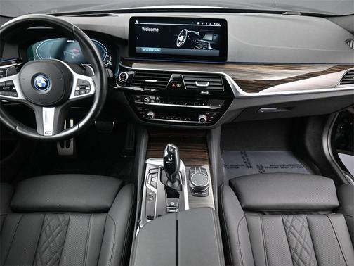 2023 BMW 530e 530e