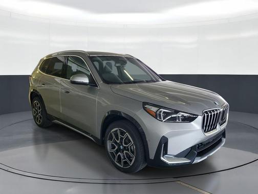 Space Silver 2026 BMW X1 xDrive28i