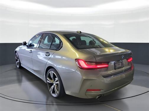 2023 BMW 330 i