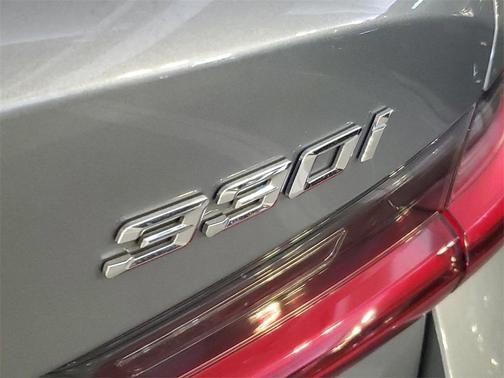 2023 BMW 330 i