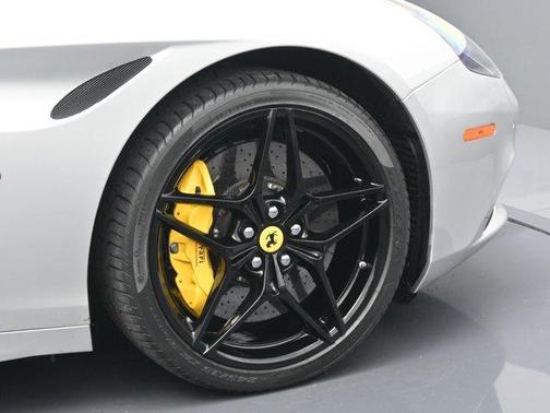 2017 Ferrari California T