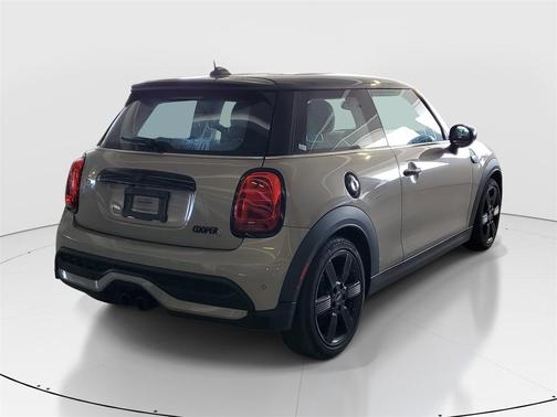 2023 MINI Hardtop Cooper