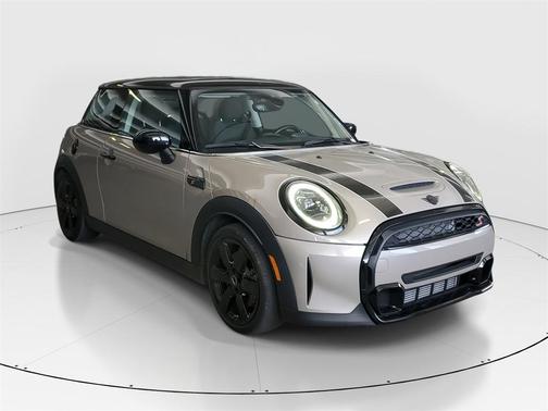 2023 MINI Hardtop Cooper