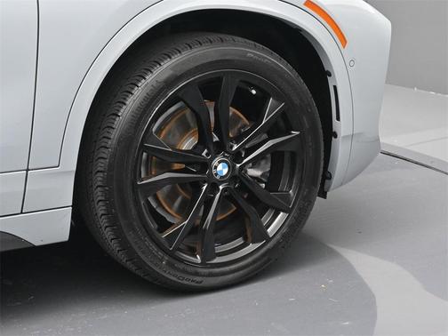 2023 BMW X2 sDrive28i