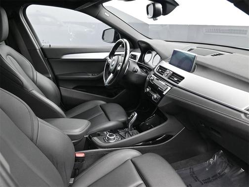 2023 BMW X2 sDrive28i