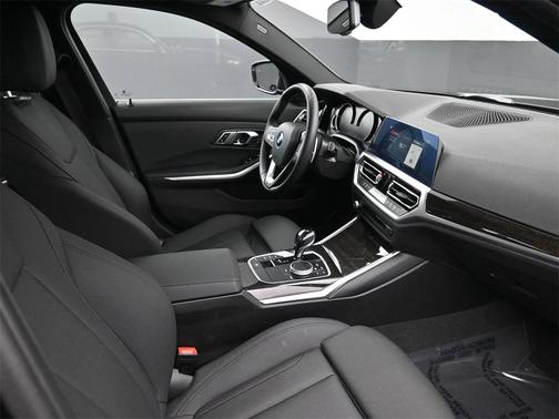 2020 BMW 330 i