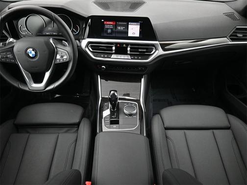 2020 BMW 330 i