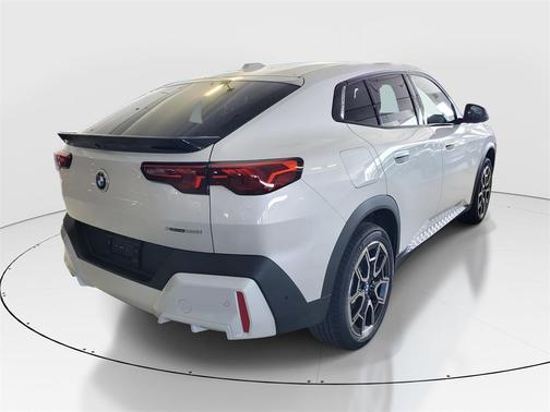 2026 BMW X2 xDrive28i