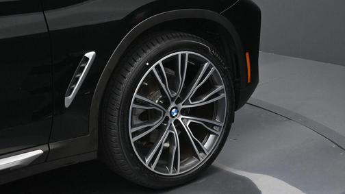 Jet Black 2024 BMW X3 sDrive30i