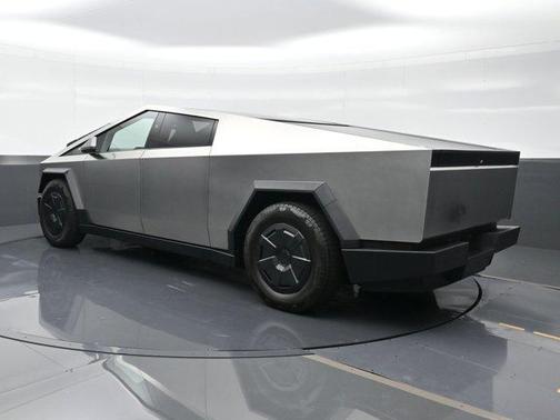 2025 Tesla Cybertruck Base