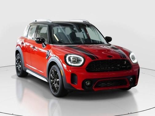 Chili Pepper Red 2024 MINI Countryman Cooper S