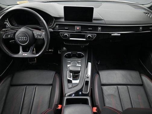 2019 Audi A4 2.0T Premium Plus