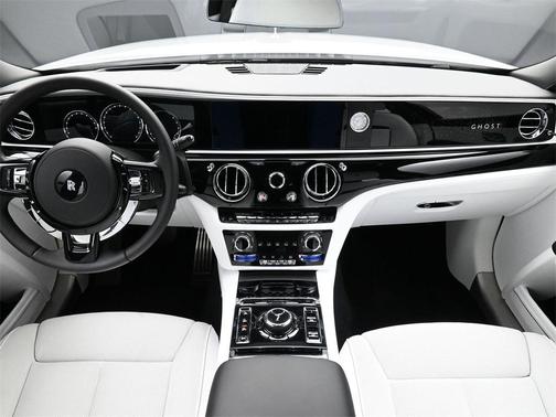 2024 Rolls-Royce Ghost Base