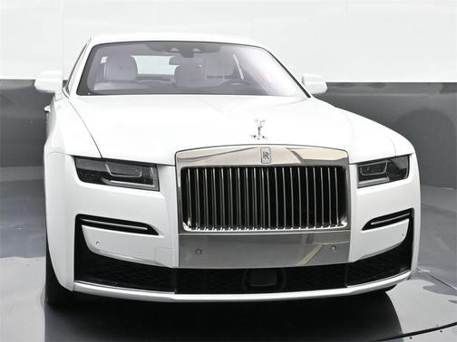 2024 Rolls-Royce Ghost Base