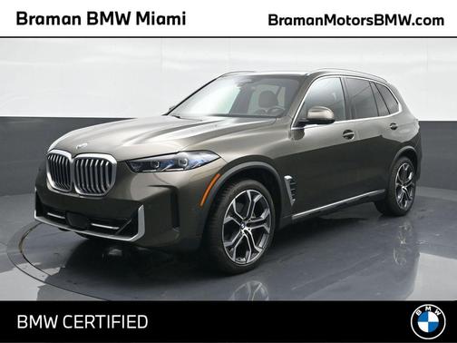 Manhattan Green Metallic 2024 BMW X5 xDrive40i
