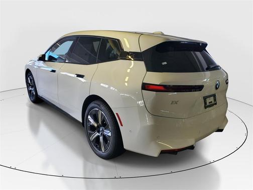 2026 BMW iX xDrive45