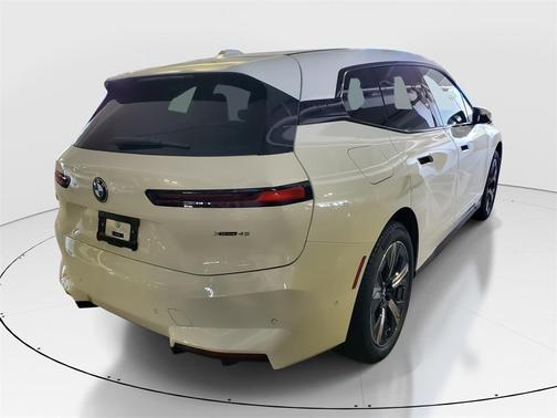 2026 BMW iX xDrive45