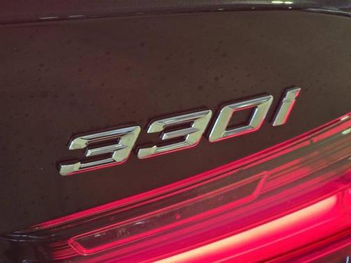 2025 BMW 330 i