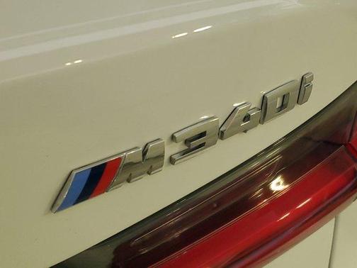 2023 BMW M340 i