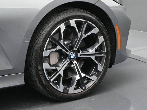 Gray Metallic 2025 BMW 330 i