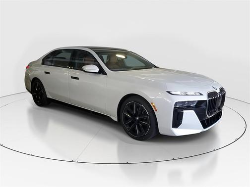 2026 BMW 760 760i xDrive