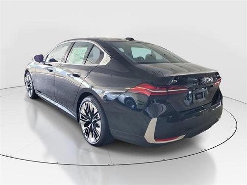 2026 BMW i5 eDrive40