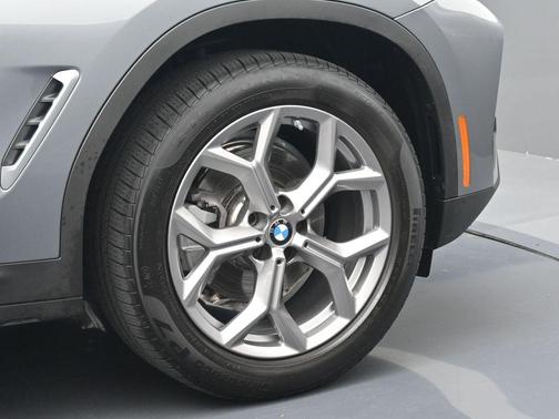 Gray Metallic 2024 BMW X3 sDrive30i