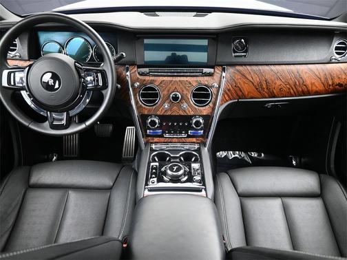 2020 Rolls-Royce Cullinan Base