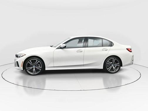 2023 BMW 330 i
