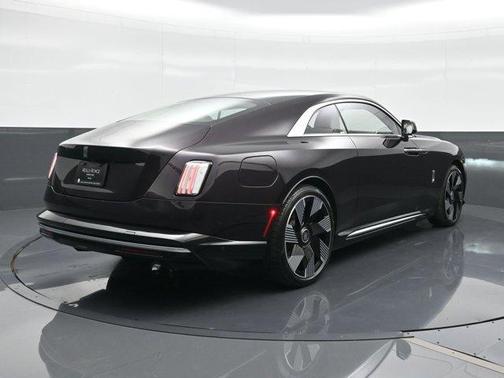 2025 Rolls-Royce Spectre 