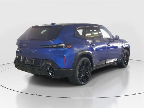 2025 BMW XM Base