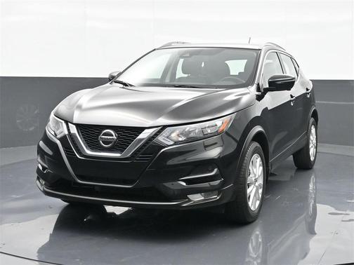 2022 Nissan Rogue Sport SV