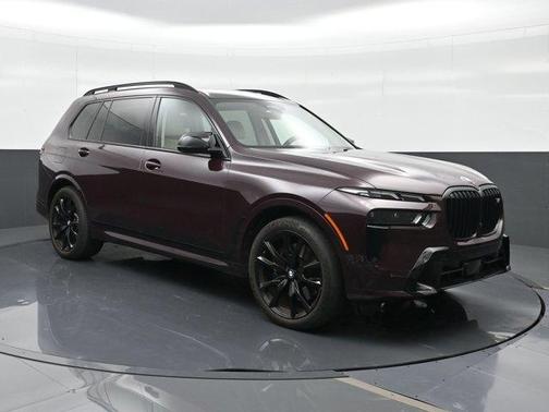 Ametrin Metallic 2024 BMW X7 M60i
