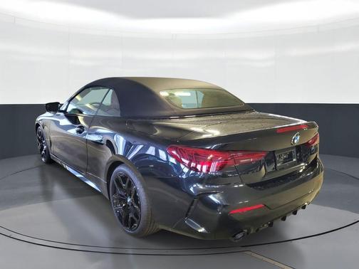 Black Sapphire Metallic 2027 BMW 430 i