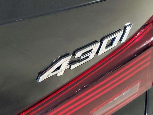 Black Sapphire Metallic 2027 BMW 430 i