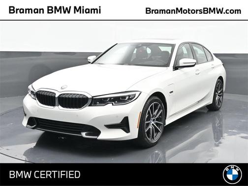 2022 BMW 330e xDrive