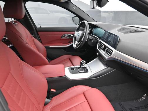 2022 BMW 330e xDrive