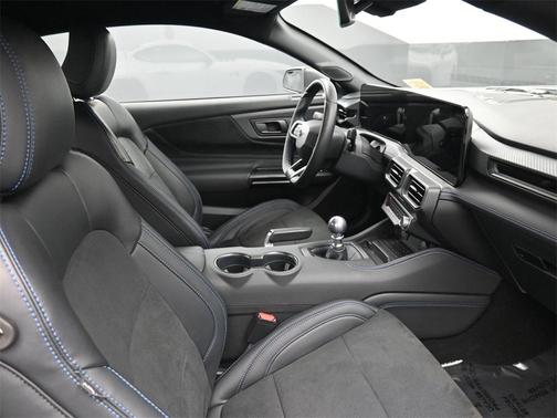 2024 Ford Mustang Dark Horse