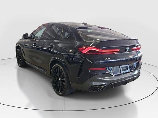 2026 BMW X6 M60i