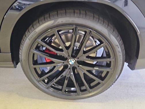 2026 BMW X6 M60i