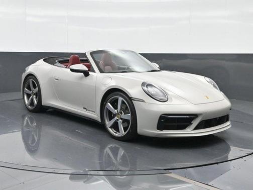 2021 Porsche 911 Carrera